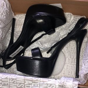 SOLD Steve Madden heels justify black leather 6 inch heel platform dancer heel